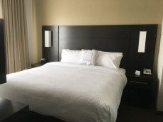 King size Residence Inn room