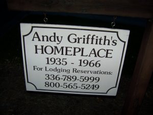 Andy Homeplace Sign